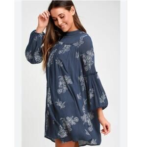 Lulu's No One Quite Like You Blue Embroidered L/S Shift Dress Size S, SEE FLAW
